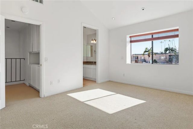 105 N El Molino Street E, Alhambra, CA 91801