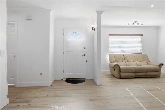 105 N El Molino Street E, Alhambra, CA 91801