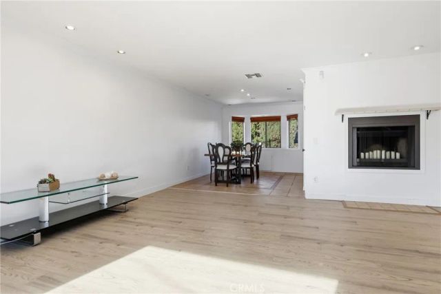 105 N El Molino Street E, Alhambra, CA 91801