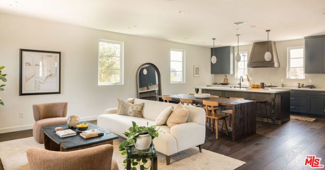 1062 Beverly Way, Altadena, CA 91001