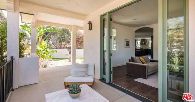 1062 Beverly Way, Altadena, CA 91001