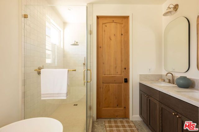 1062 Beverly Way, Altadena, CA 91001