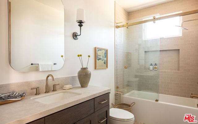 1062 Beverly Way, Altadena, CA 91001