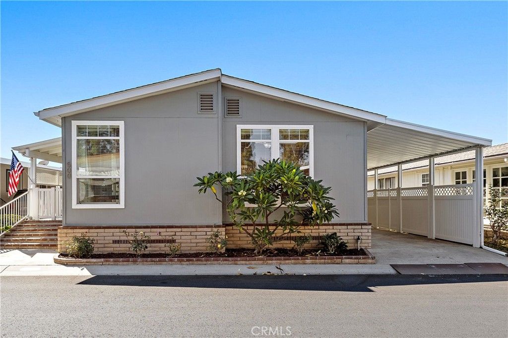 5200 Irvine Boulevard 500, Irvine, CA 92620 — exterior