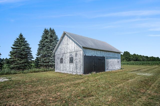 8666 S Warner Avenue, Sheridan Twp - Newaygo, MI 49412