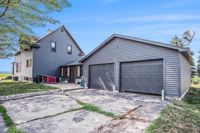 8666 S Warner Avenue, Sheridan Twp - Newaygo, MI 49412