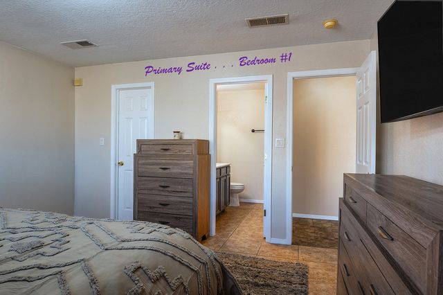 128 LATIGO Trail SE, Rio Rancho, NM 87124