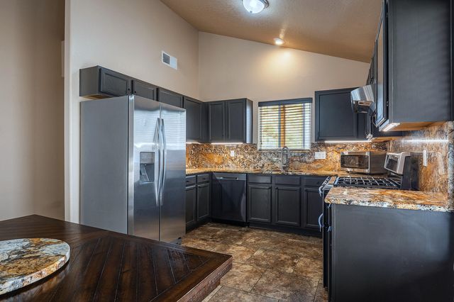 128 LATIGO Trail SE, Rio Rancho, NM 87124