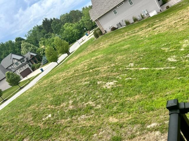 7518 Fawn Valley Drive, Schererville, IN 46375