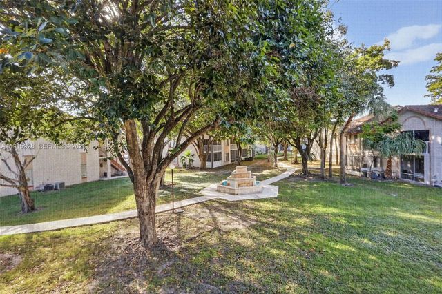 9407 SW 138th Place 9407, Miami, FL 33186
