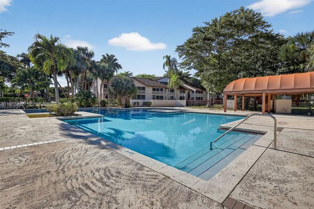 9407 SW 138th Place 9407, Miami, FL 33186