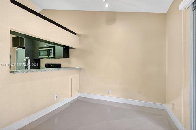 9407 SW 138th Place 9407, Miami, FL 33186
