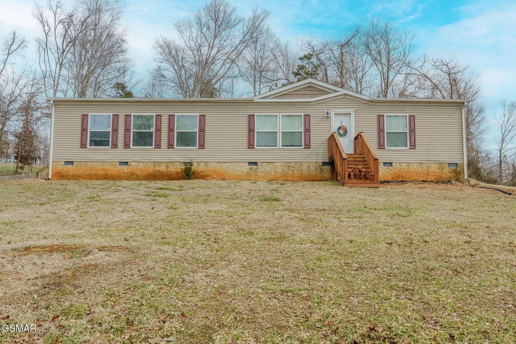 1738 Dumplin Loop Road, New Market, TN 37820