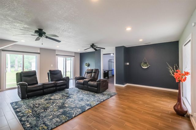 4207 Pecan Bend Drive, Richmond, TX 77406