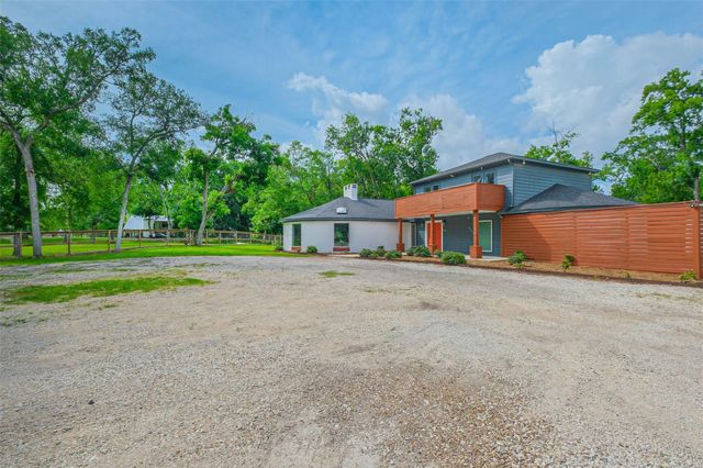 4207 Pecan Bend Drive, Richmond, TX 77406