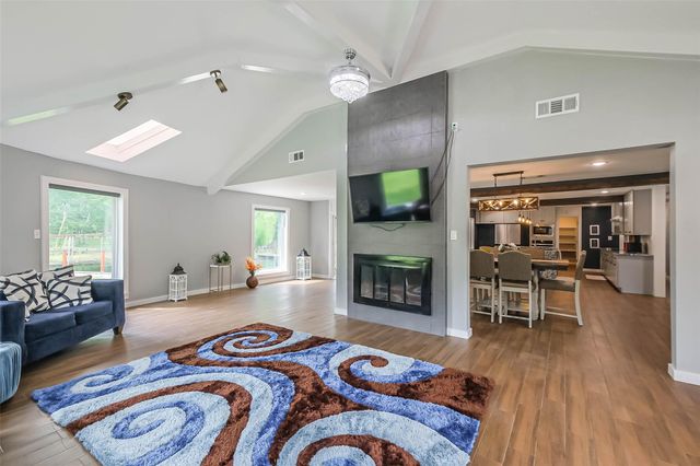 4207 Pecan Bend Drive, Richmond, TX 77406