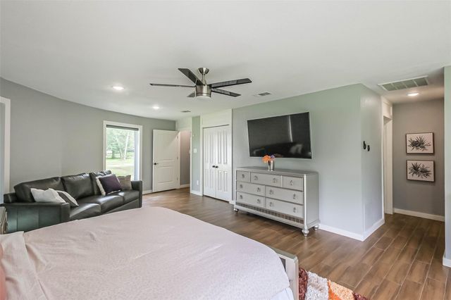 4207 Pecan Bend Drive, Richmond, TX 77406