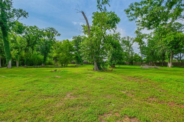 4207 Pecan Bend Drive, Richmond, TX 77406