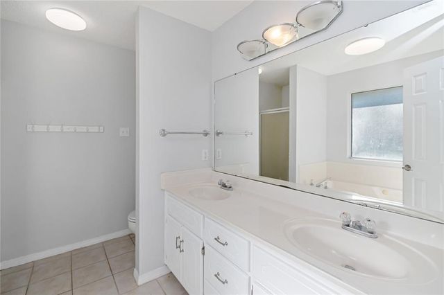 430 Lakeview Drive, Mobile, AL 36695