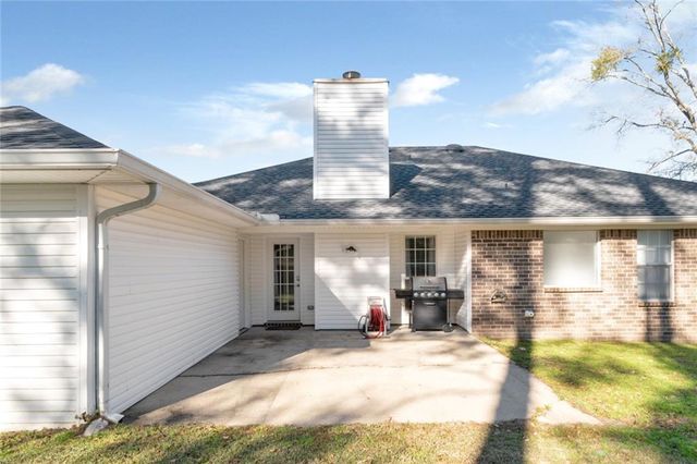 430 Lakeview Drive, Mobile, AL 36695