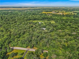 10250 Dogwood Trail, College Station, TX 77845