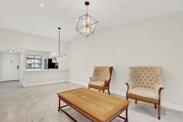 21938 Remsen Terrace 203, Boca Raton, FL 33433