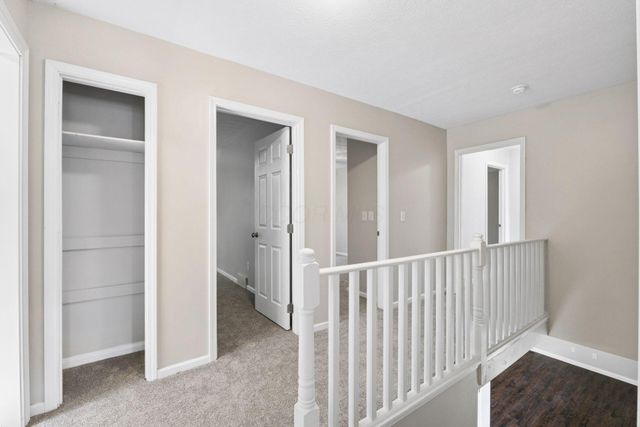 251 Needles Drive SW, Pataskala, OH 43062