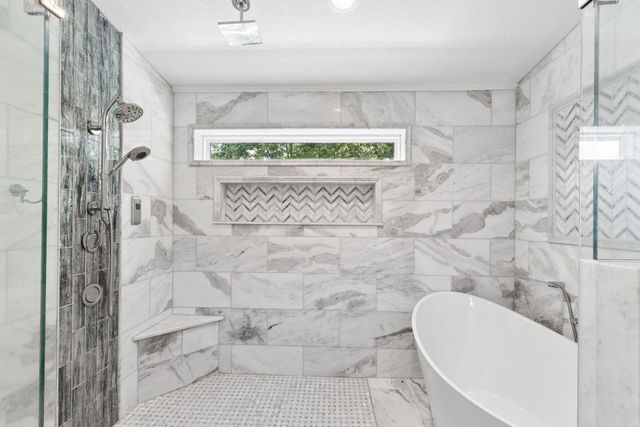 251 Needles Drive SW, Pataskala, OH 43062
