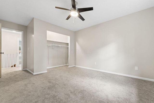 251 Needles Drive SW, Pataskala, OH 43062