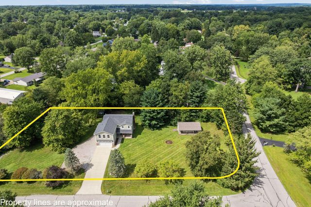 251 Needles Drive SW, Pataskala, OH 43062