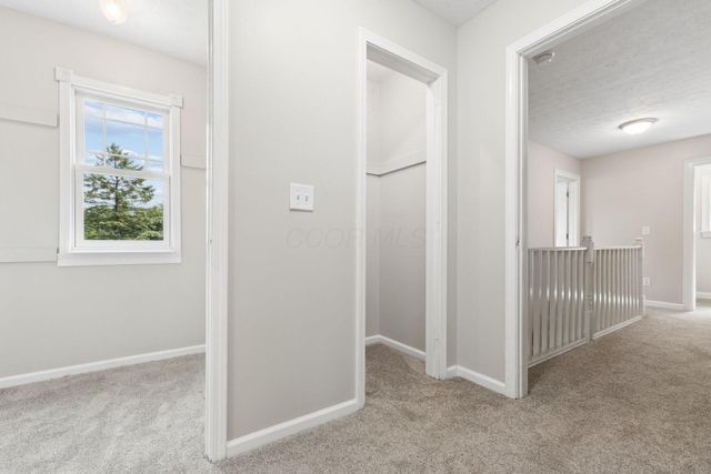 251 Needles Drive SW, Pataskala, OH 43062