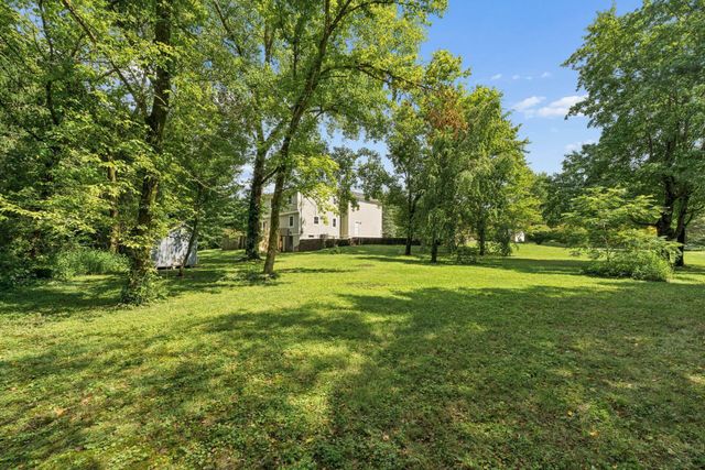 251 Needles Drive SW, Pataskala, OH 43062