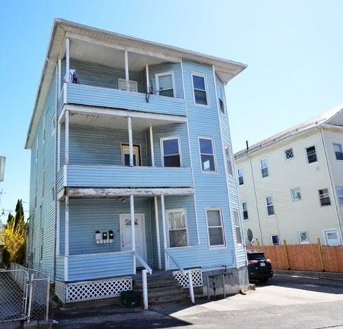 71 Esther St 2, Worcester, MA 01607