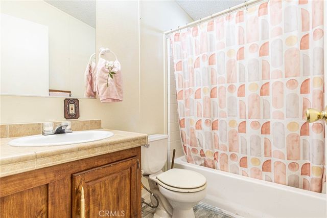 14411 Palmdale Road 64, Victorville, CA 92392