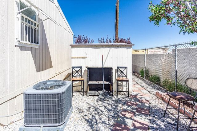 14411 Palmdale Road 64, Victorville, CA 92392
