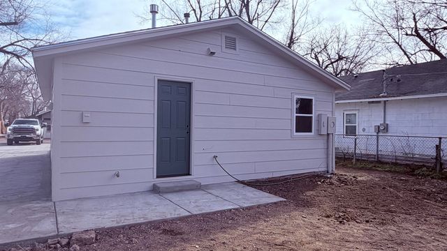 3333 N Market St, Wichita, KS 67219