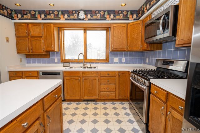 2341 Bullis Road, Elma, NY 14059