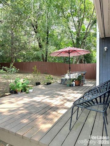 11421 Kingfisher Drive, Charlotte, NC 28226