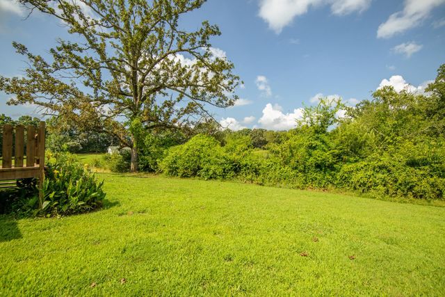 5115 226 HWY, Savannah, TN 38372