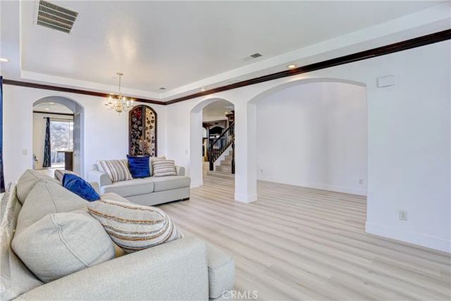 8034 Palm View, Riverside, CA 92508