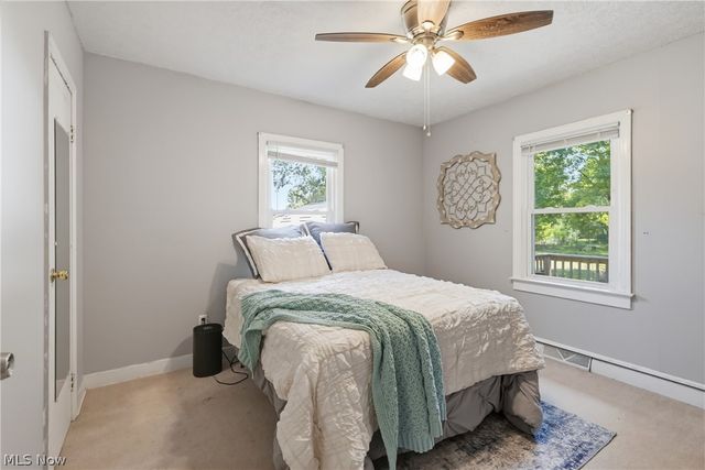 7091 Akron Avenue NW, New Franklin, OH 44614