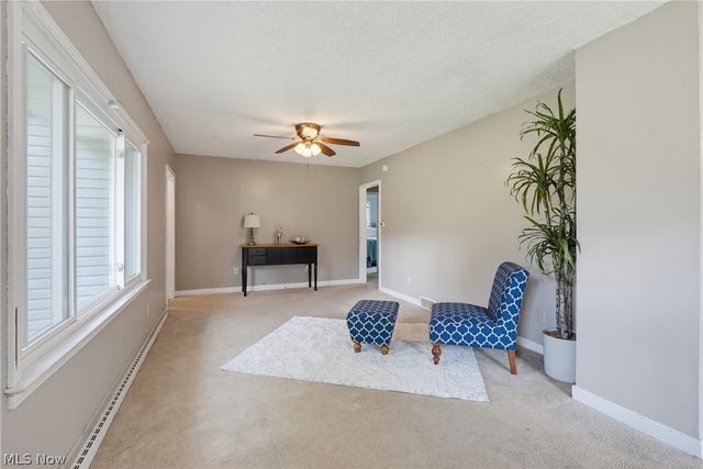 7091 Akron Avenue NW, New Franklin, OH 44614