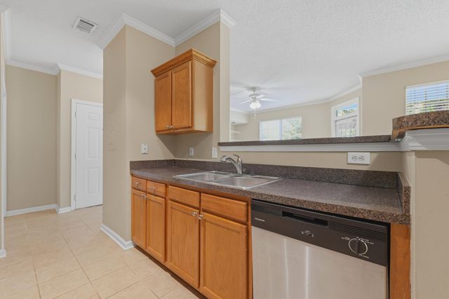 45 Sycamore Avenue 1434, Charleston, SC 29407