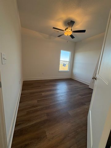 4833 N Vassar St, Wichita, KS 67220