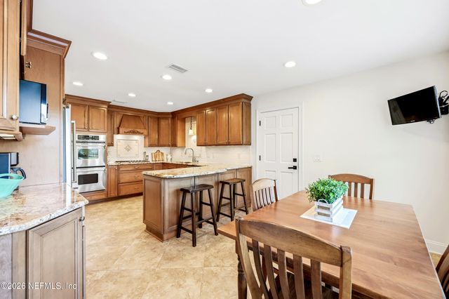 3507 HIDDEN LAKE Drive W, Jacksonville, FL 32216