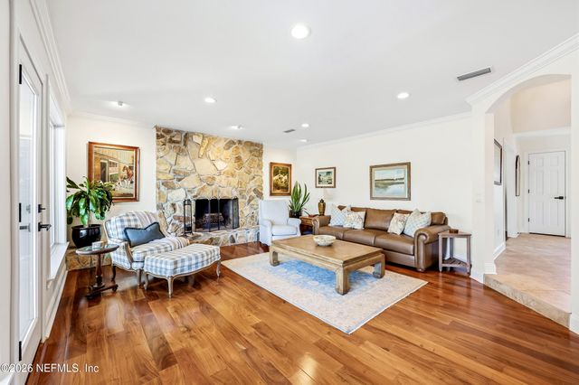 3507 HIDDEN LAKE Drive W, Jacksonville, FL 32216