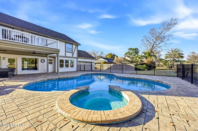 3507 HIDDEN LAKE Drive W, Jacksonville, FL 32216