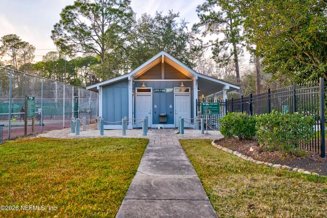 3507 HIDDEN LAKE Drive W, Jacksonville, FL 32216