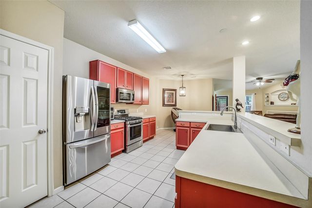 17118 Shadow Ledge Drive, Houston, TX 77095