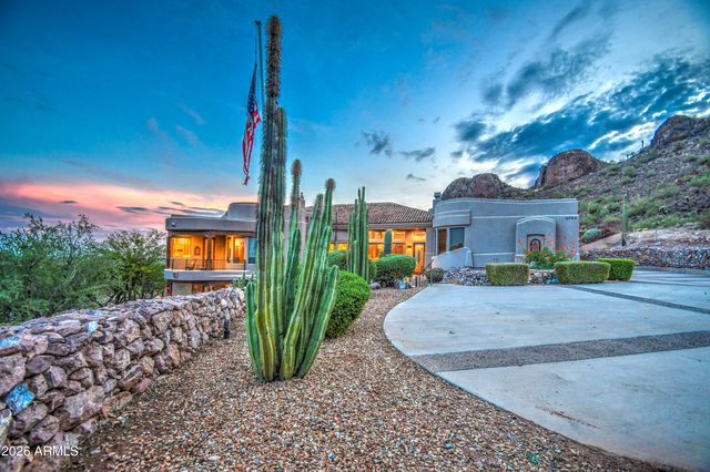 9765 E DEAD SURE Place, Gold Canyon, AZ 85118